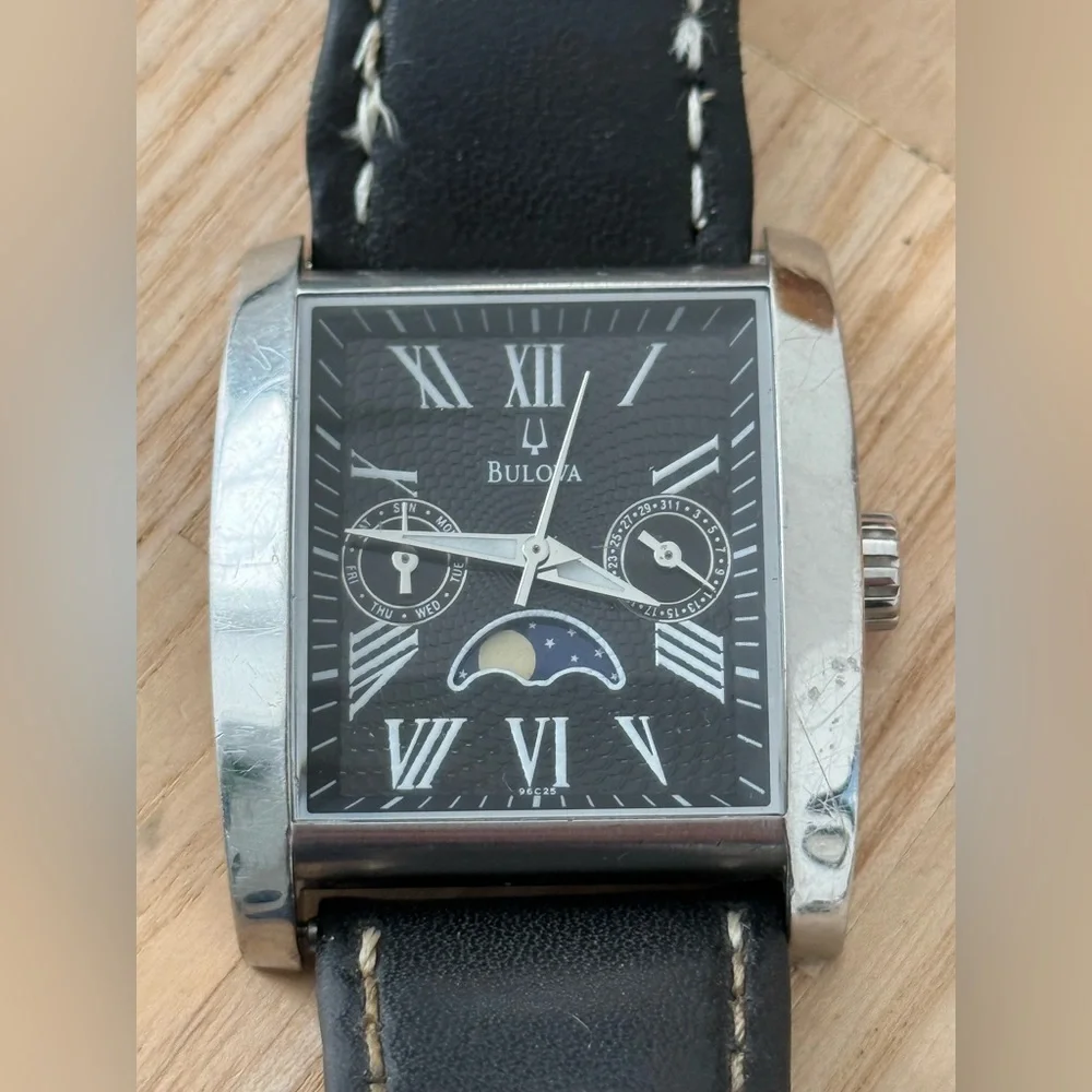 Bulova Moon Phase Super Rare Tank Men’s Watch Curvex Crystal Leather Strap Date